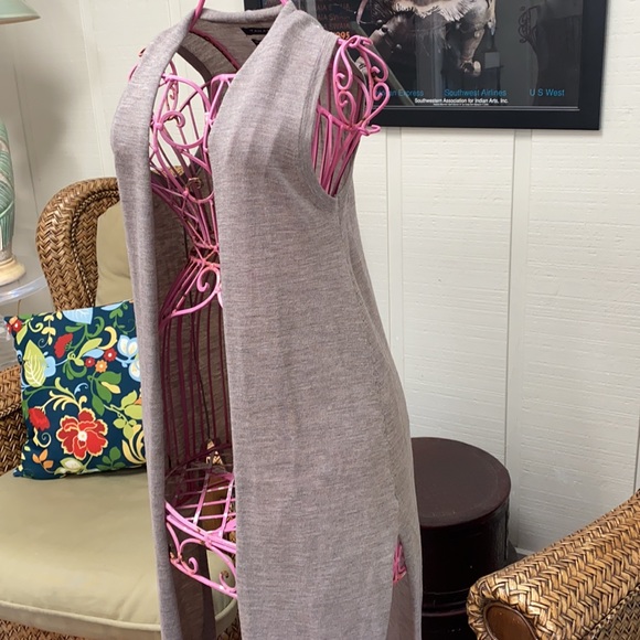 Tahari Beautiful long merino wool XS vest - Picture 3 of 11